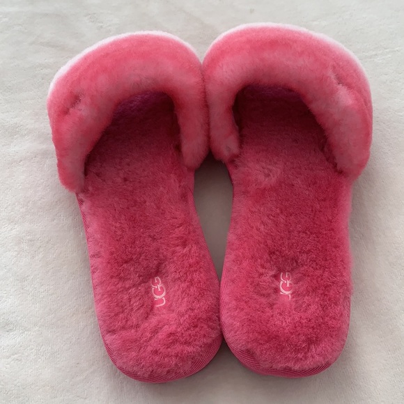 NWB UGG  Cozette pink gradient shearling slippers - Picture 4 of 8
